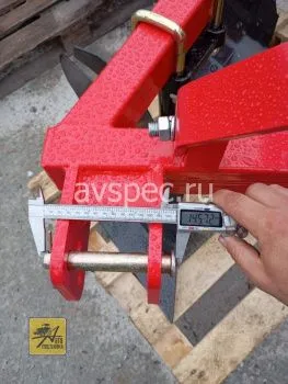 Плуг корпусный 1l-330