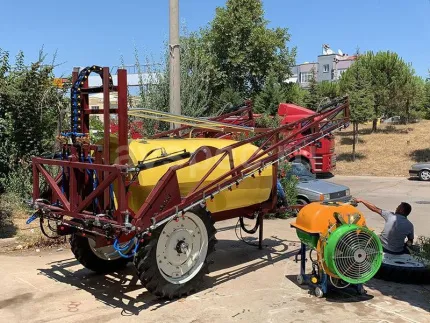 Опрыскиватель полевой прицепной MAMMOTH1200 (MOSH)